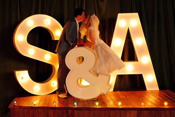 Letras luminosas para bodas