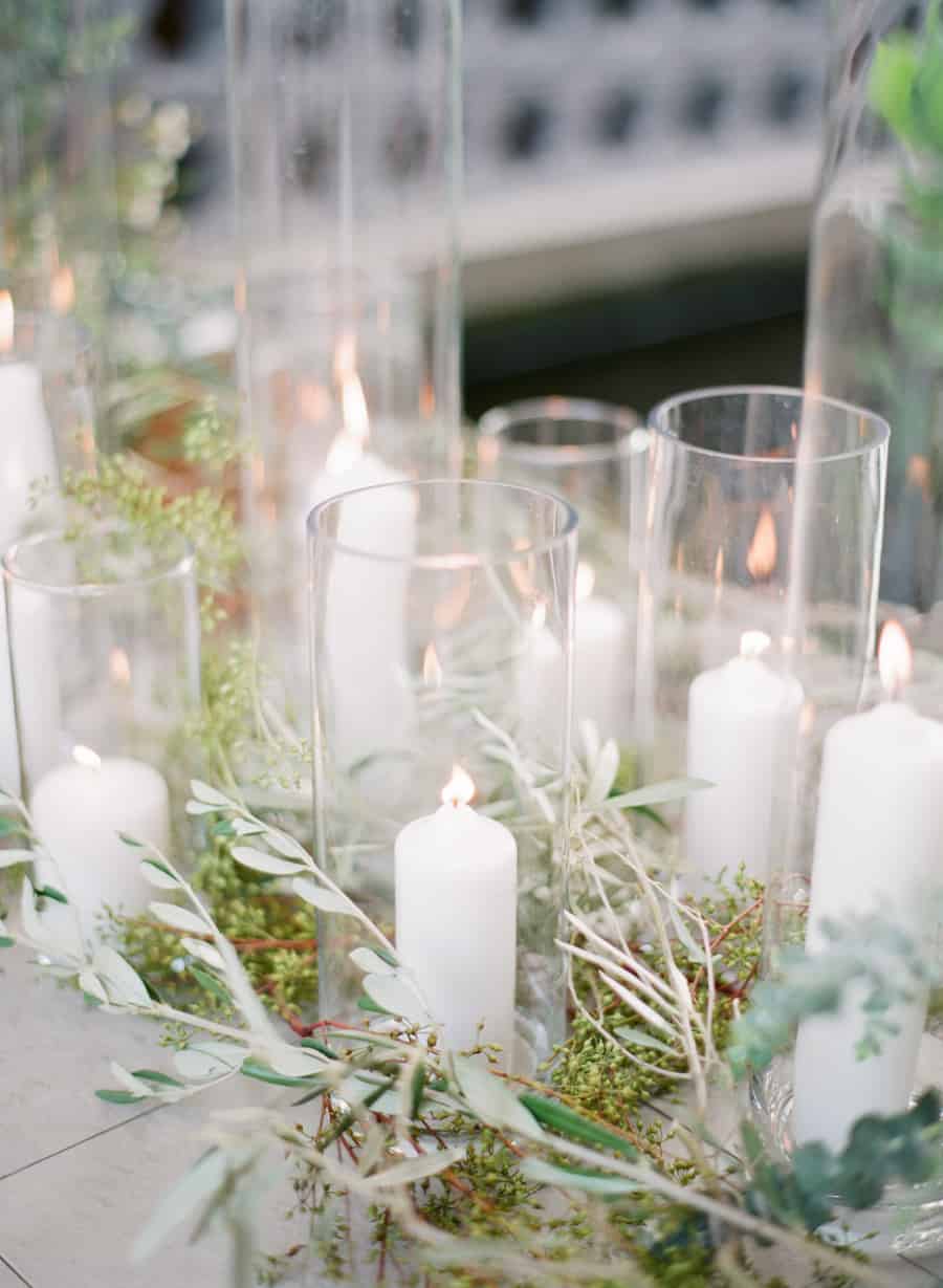 decorar bodas con velas altas-6