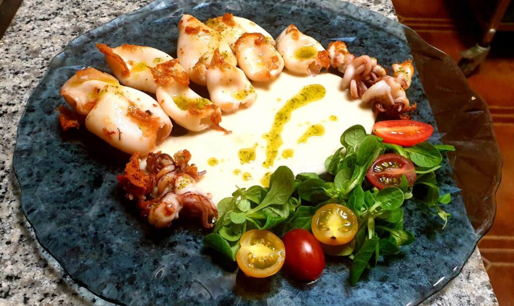 Chipirones con ajo blanco_Carta Castillo Bonavía