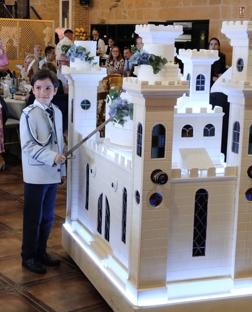 Comunión Ángel 2025 Castillo Bonavía