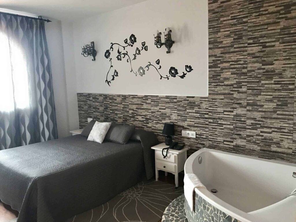 Habitación doble superior Hotel Castillo Bonavia Zaragoza