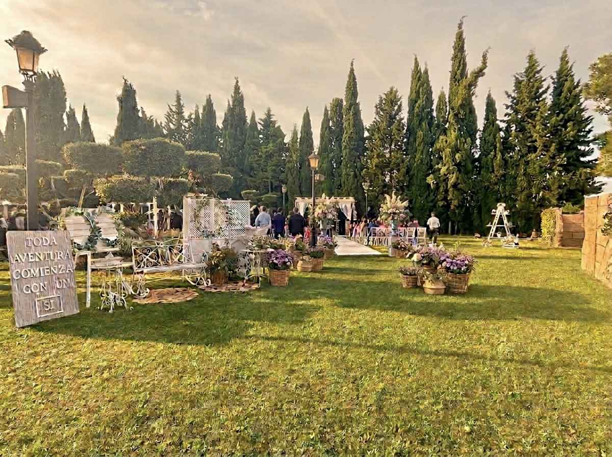 Preciosos jardines y salones de boda